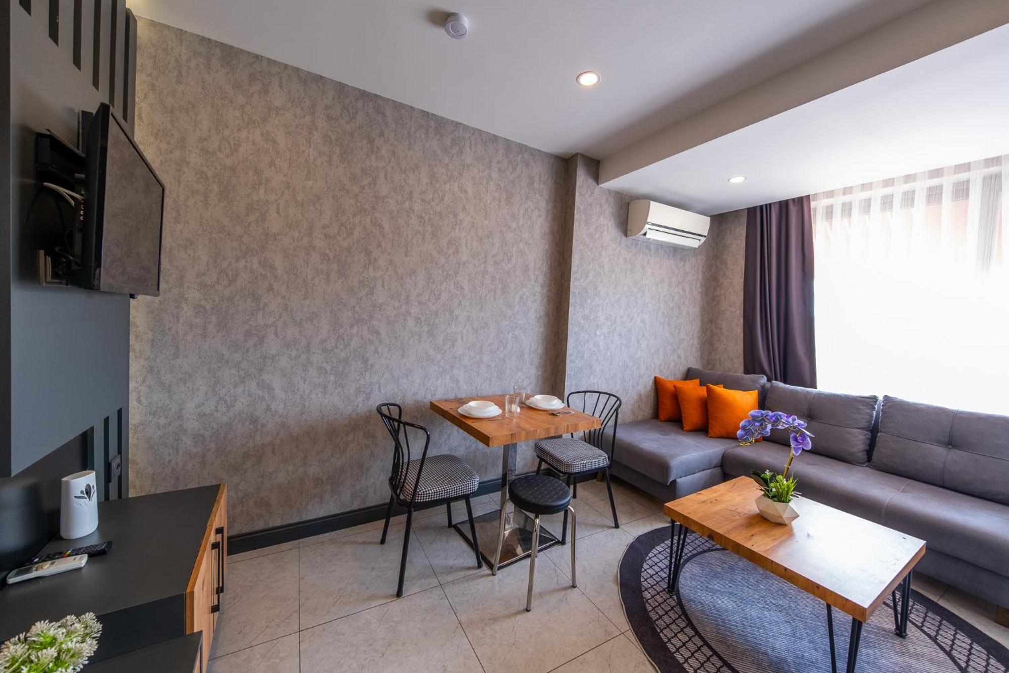Mrt Suites Lara Antalya Eksteriør billede