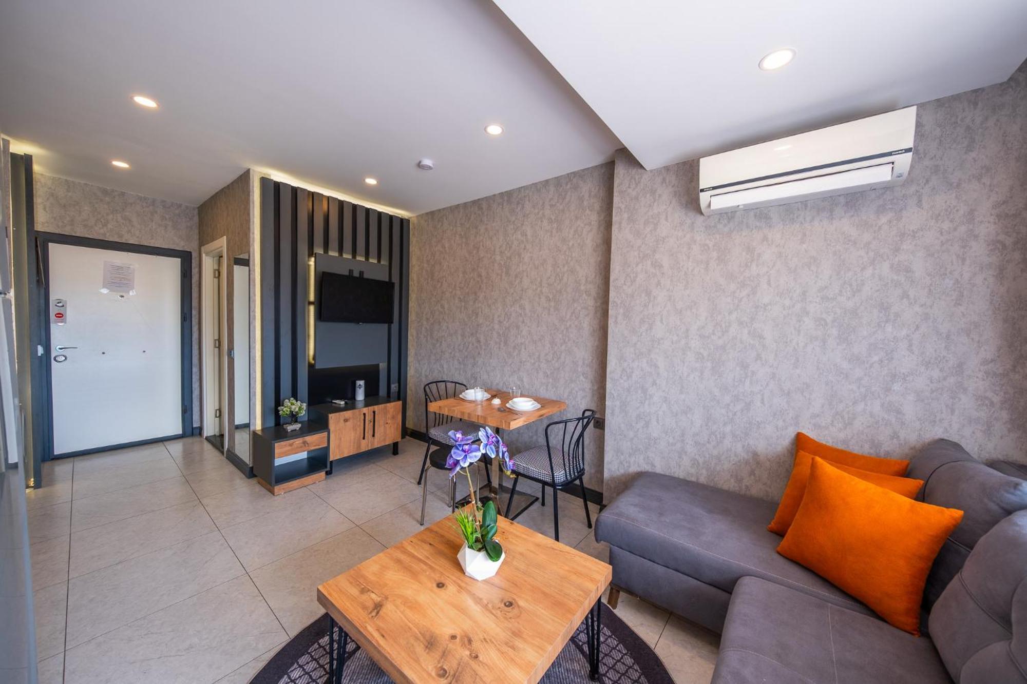 Mrt Suites Lara Antalya Eksteriør billede