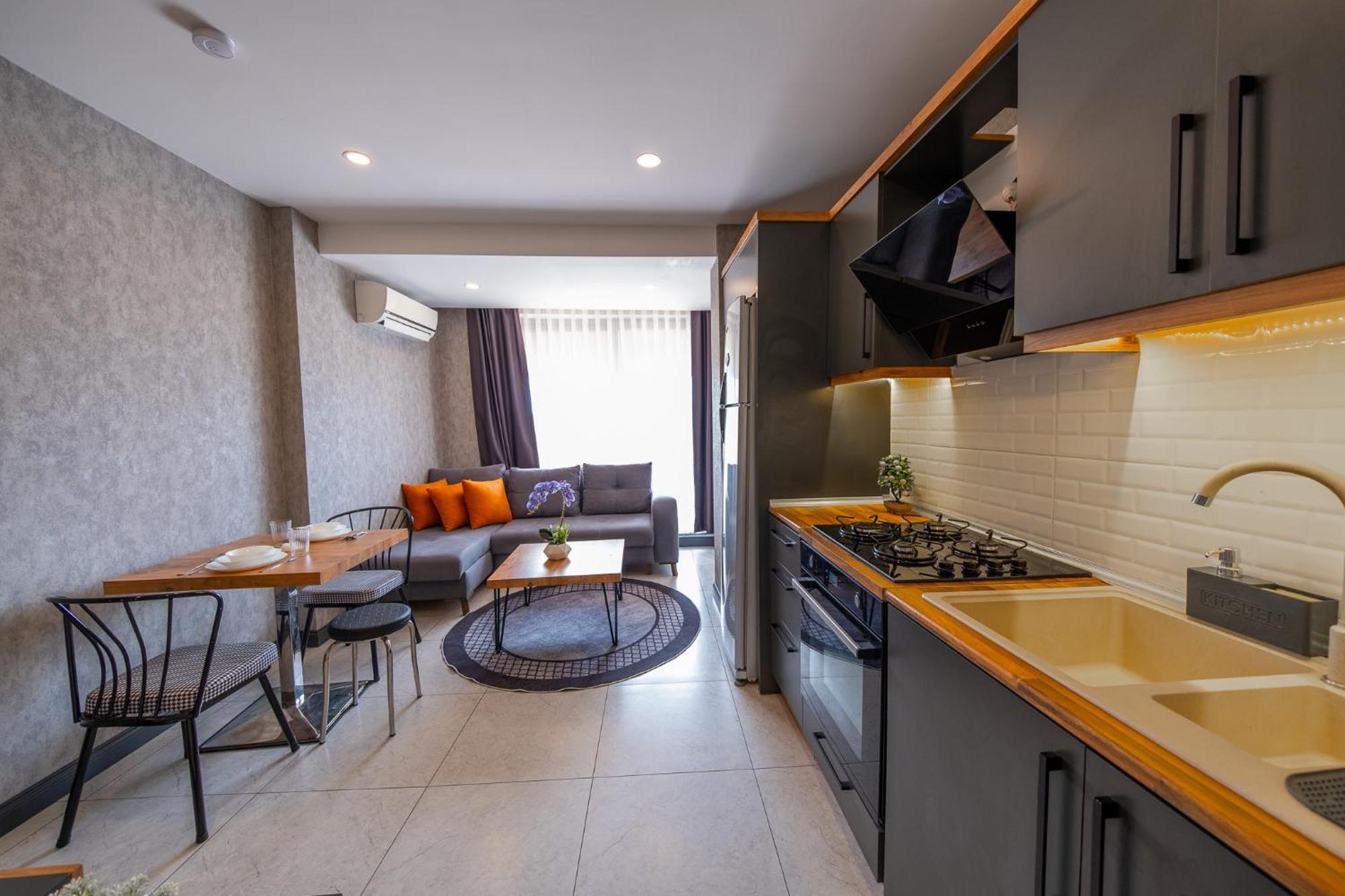 Mrt Suites Lara Antalya Eksteriør billede