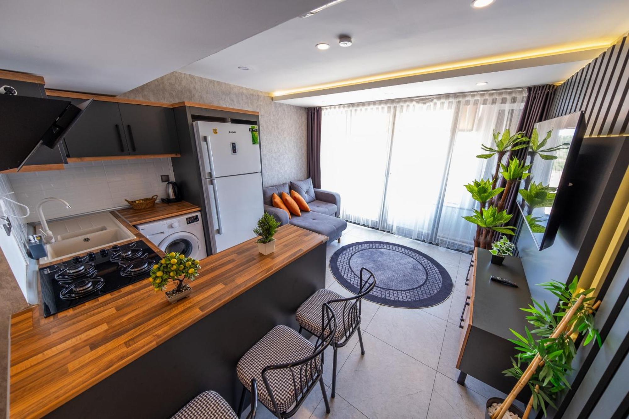 Mrt Suites Lara Antalya Eksteriør billede
