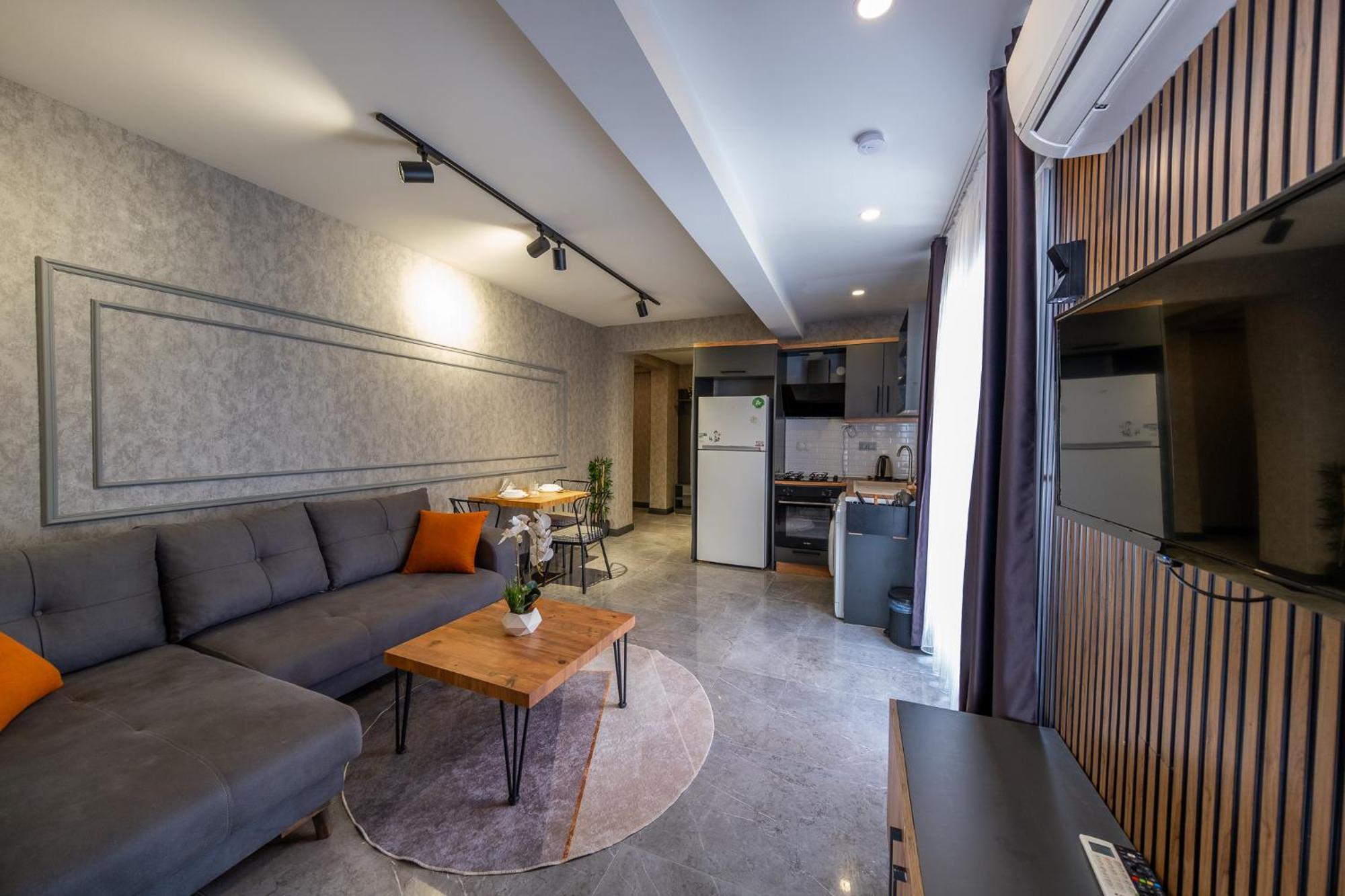 Mrt Suites Lara Antalya Eksteriør billede