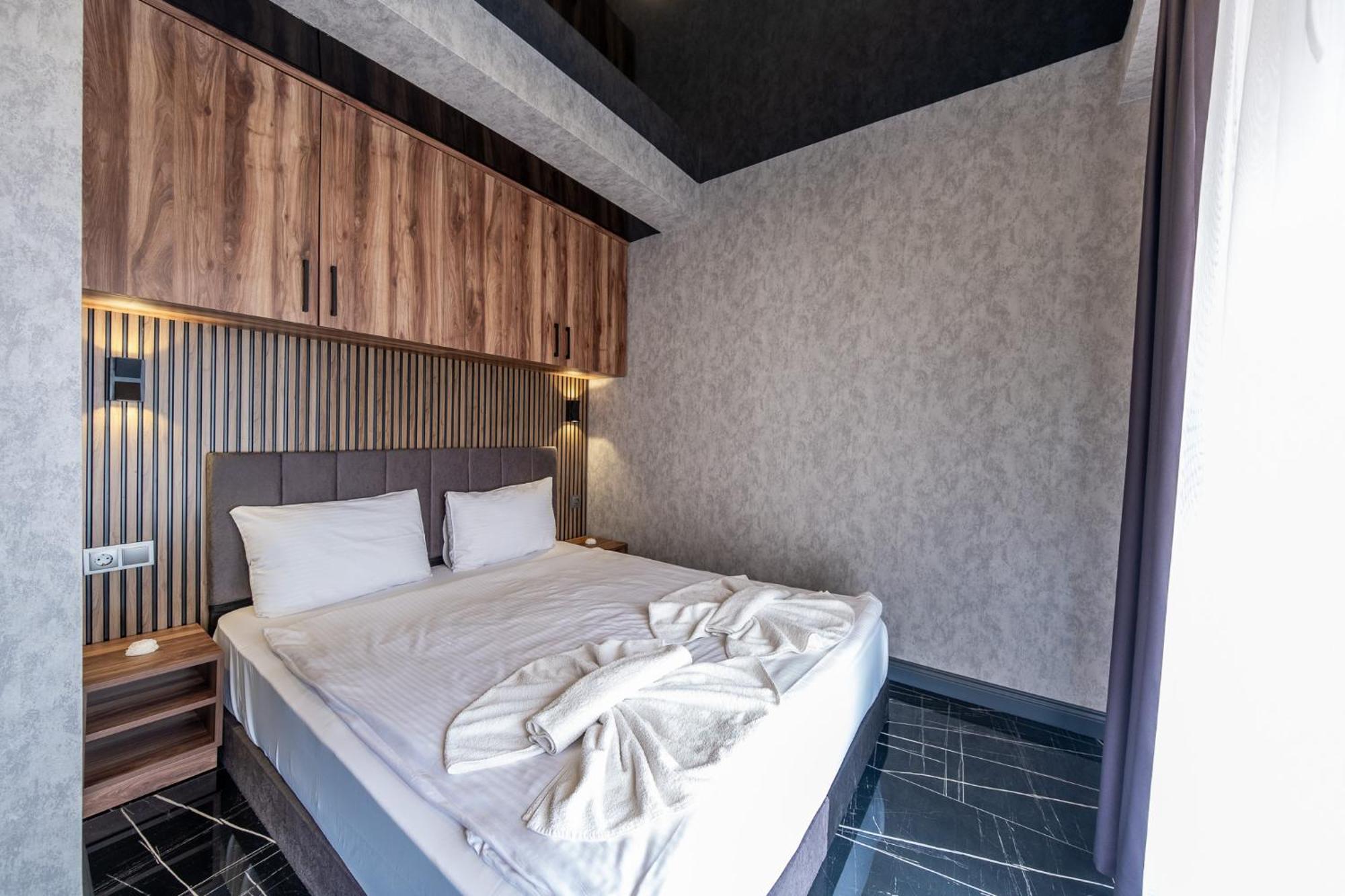 Mrt Suites Lara Antalya Eksteriør billede