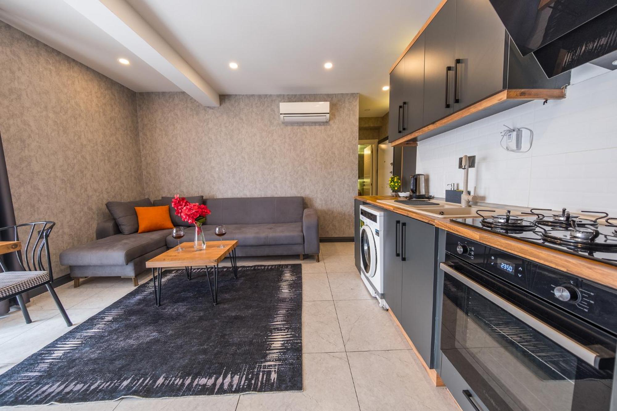Mrt Suites Lara Antalya Eksteriør billede