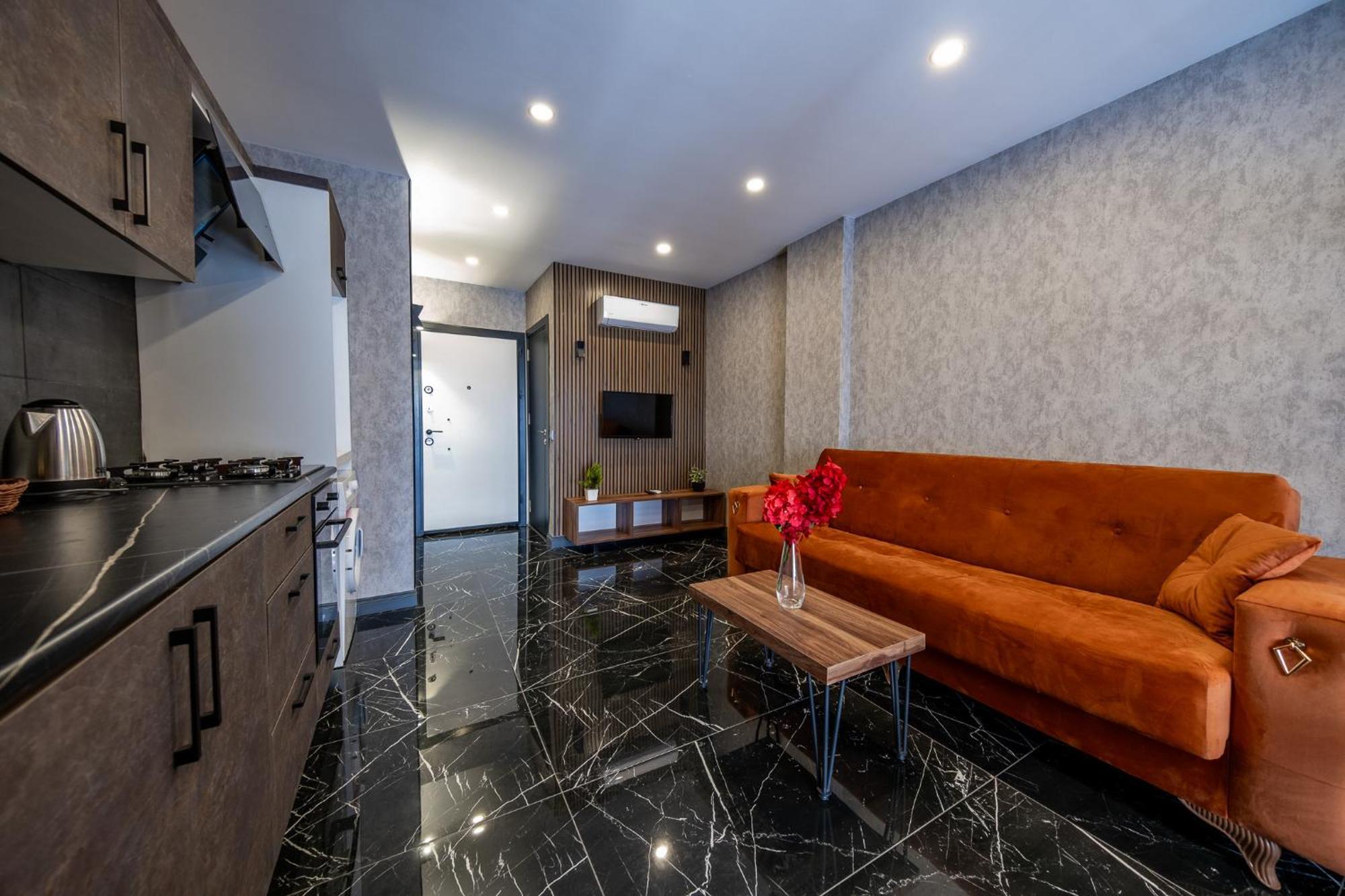 Mrt Suites Lara Antalya Eksteriør billede